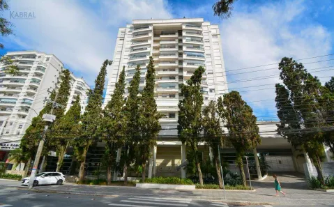 Apartamento com 2 Quartos para alugar, 68m² no Trindade, Florianópolis