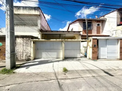 Casa com 4 Quartos à venda, 290m² no Benfica, Fortaleza