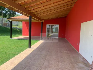 Fazenda/Sítio com 3 Quartos à venda, 90m² no Guamirim, Caçapava