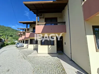 Apartamento com 2 Quartos para alugar, 72m² no Jurerê, Florianópolis
