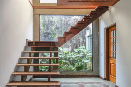 Casa com 4 Quartos à venda, 200m² no Vila Madalena, São Paulo