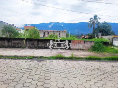 Lote/Terreno à venda, 500m² no Balneário Copacabana, Caraguatatuba