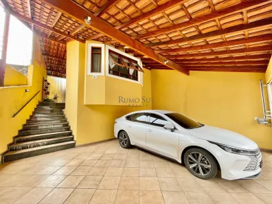 Casa com 4 Quartos à venda, 191m² no Jardim Campo Grande, São Paulo