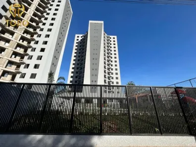 Apartamento com 2 Quartos para alugar, 54m² no Vila Emília, Maringá
