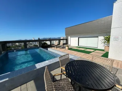 Apartamento com 2 Quartos à venda, 79m² no Balneário, Florianópolis