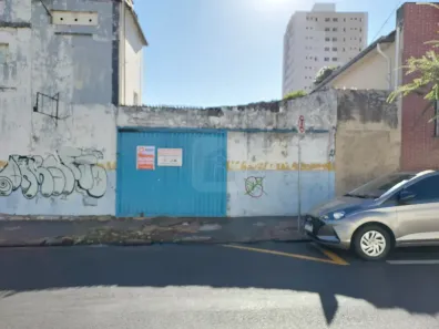 Ponto Comercial para alugar, 465m² no Centro, Uberlândia