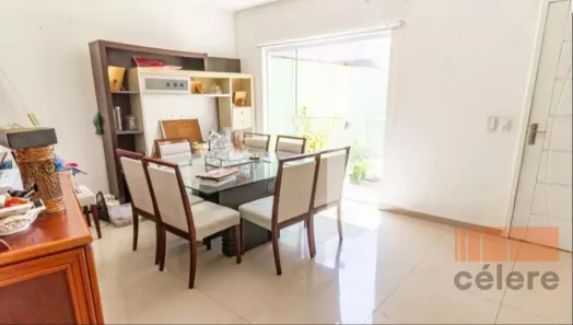 Sobrado com 4 Quartos à venda, 217m² no Vila Bertioga, São Paulo