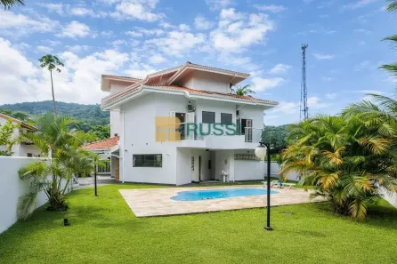 Casa de Condomínio com 4 Quartos à venda, 350m² no Tabatinga, Caraguatatuba