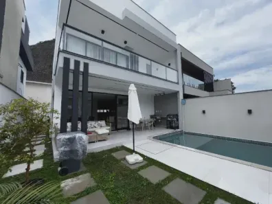 Casa de Condomínio com 4 Quartos à venda, 214m² no Vargem Pequena, Rio de Janeiro
