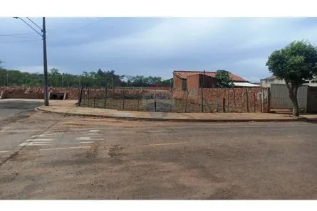 Lote/Terreno à venda, 284m² no Benfica, Andradina