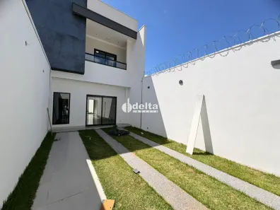 Casa com 3 Quartos à venda, 150m² no Alto Umuarama, Uberlândia