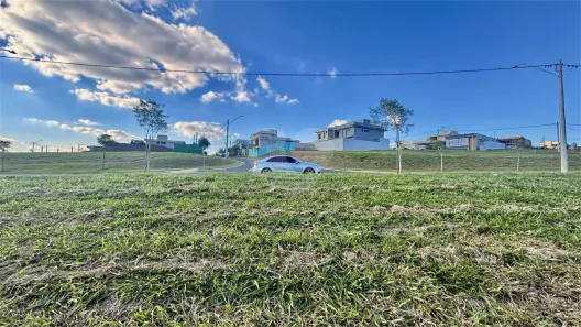 Lote/Terreno à venda, 300m² no Alphaville Nova Esplanada, Votorantim