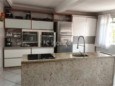 Sobrado com 4 Quartos à venda, 204m² no Santa Teresinha, São Paulo