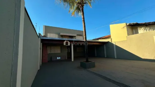 Casa com 3 Quartos à venda, 107m² no Vila Alvorada, Uberaba