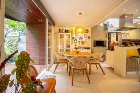Casa de Condomínio com 3 Quartos à venda, 171m² no Ipanema, Porto Alegre