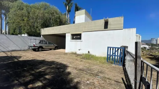 Imóvel Comercial com 3 Quartos para alugar, 500m² no Jardim Brasil, Jundiaí