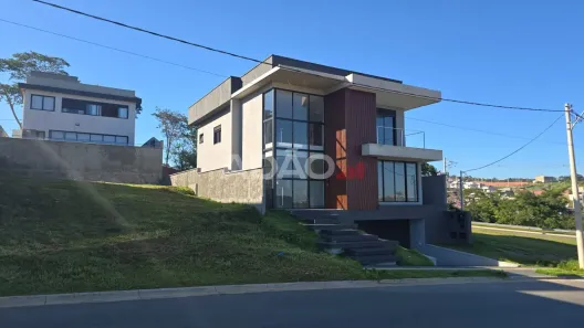 Casa de Condomínio com 3 Quartos à venda, 300m² no Jardins Barcelona, Senador Canedo