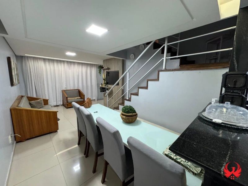 Casa com 4 quartos — Ouro Preto, Belo Horizonte