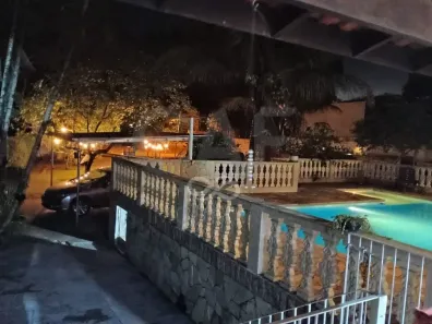 Fazenda/Sítio com 3 Quartos à venda, 261m² no Núcleo Urbano Parque Ana Helena, Jaguariúna