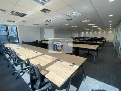 Sala Comercial para alugar, 250m² no Vila Olímpia, São Paulo