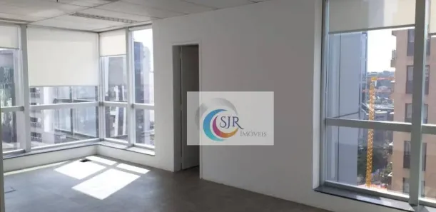 Sala Comercial para alugar, 106m² no Vila Olímpia, São Paulo