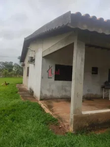 Fazenda/Sítio com 3 Quartos à venda, 225m² no Eneida, Presidente Prudente