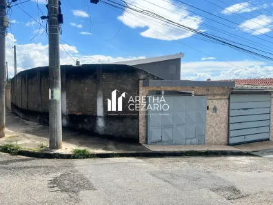 Casa com 3 Quartos à venda, 163m² no Alto São Pedro, Taubaté