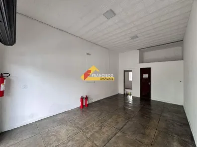 Ponto Comercial para alugar, 70m² no Centro, Divinópolis
