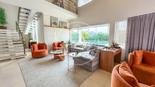 Sobrado com 4 Quartos à venda, 372m² no Interlagos, São Paulo