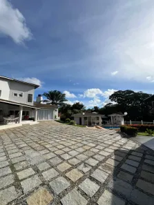 Casa de Condomínio com 5 Quartos para alugar, 721m² no Portão, Lauro de Freitas