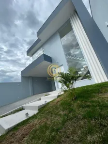 Sobrado com 3 Quartos à venda, 243m² no Loteamento Villa Branca, Jacareí