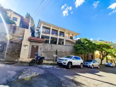Casa com 4 Quartos à venda, 770m² no Centro, Poços de Caldas