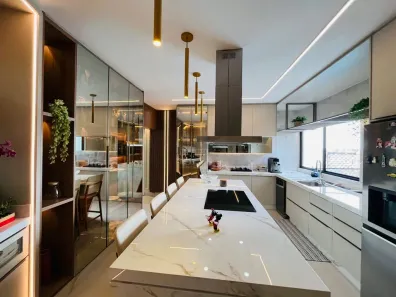 Casa com 4 Quartos à venda, 261m² no Jardim Pinheiros III, Maringá