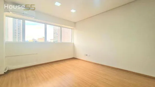 Sala Comercial à venda, 22m² no Centro, Curitiba