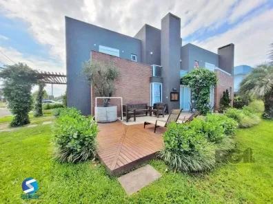 Casa de Condomínio com 4 Quartos à venda, 220m² no Centro, Xangri-lá