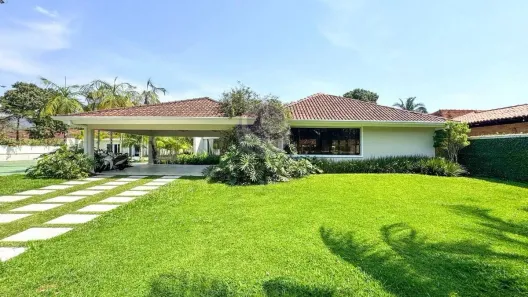 Casa de Condomínio com 9 Quartos à venda, 584m² no Jardim Acapulco, Guarujá