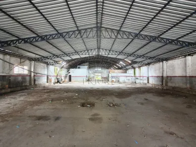 Galpão/Depósito/Armazém para venda ou aluguel, 1660m² no Menino Deus, Porto Alegre
