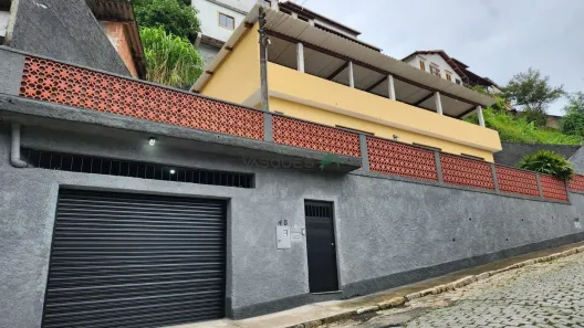 Casa com 2 Quartos à venda, 82m² no Artistas, Teresópolis