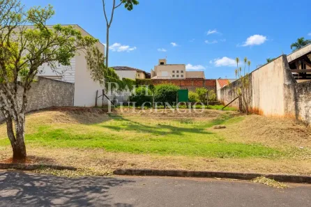 Lote/Terreno à venda, 525m² no Parque Residencial Alcântara, Londrina