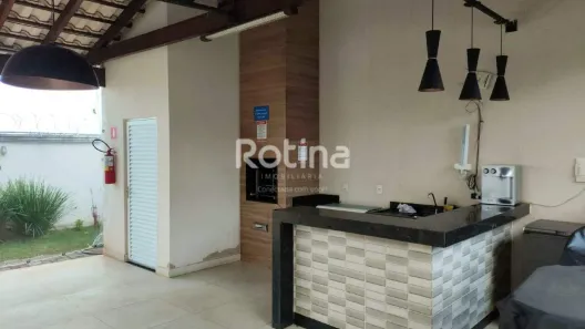 Apartamento com 2 Quartos para alugar, 44m² no Gávea, Uberlândia