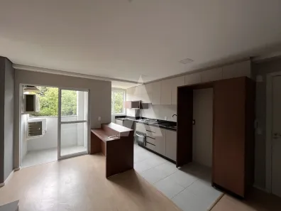 Apartamento com 2 Quartos para alugar, 51m² no Santo Antônio, Joinville