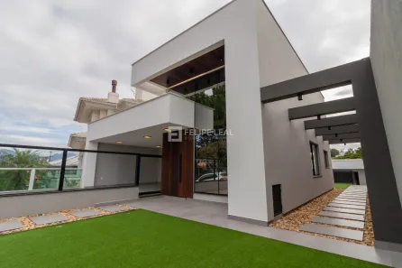 Casa com 3 Quartos à venda, 160m² no Pedra Branca, Palhoça