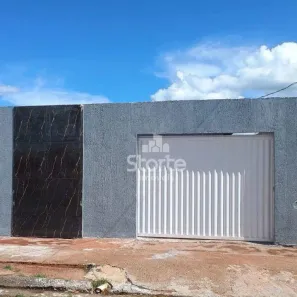 Casa com 2 Quartos à venda, 44m² no Loteamento Residencial Pequis, Uberlândia