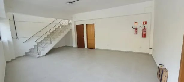 Galpão/Depósito/Armazém para alugar, 611m² no Jardim Rio Comprido, Jacareí