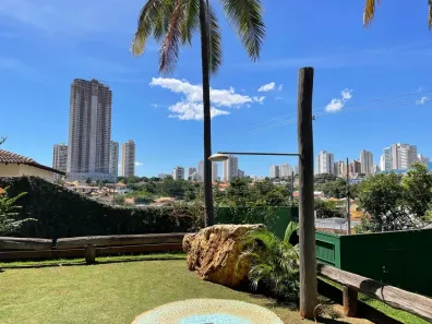 Sobrado com 3 Quartos à venda, 400m² no Santa Rosa, Cuiabá