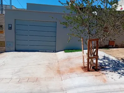 Casa com 3 Quartos à venda, 106m² no Setor Três Marias, Goiânia