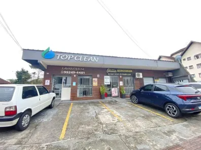 Imóvel Comercial com 5 Quartos à venda, 555m² no Bom Retiro, Joinville