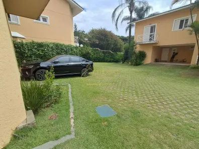 Casa de Condomínio com 4 Quartos para alugar, 218m² no Jardim Cordeiro, São Paulo