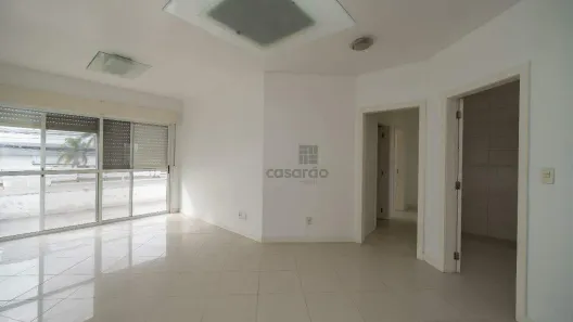 Apartamento com 2 Quartos para alugar, 60m² no Três Vendas, Pelotas