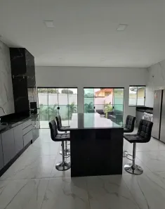 Casa com 4 Quartos à venda, 290m² no Setor Sudoeste, Goiânia